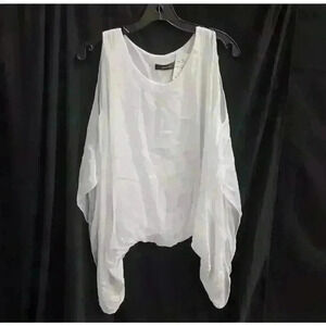 Mariel Women's White Batwing Sleeve Blouse One Size Lagenlook